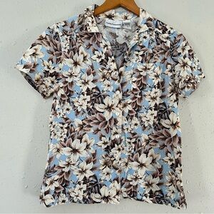 🦋 Cathy Essentials Blue Cream Floral Hawaiian Luau Short Sleeve Button Down S
